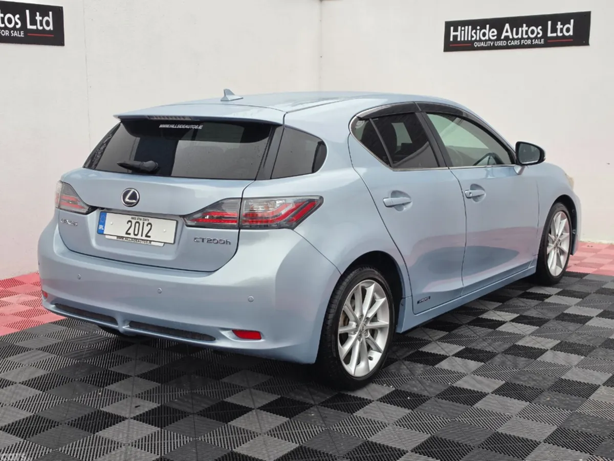 Lexus CT Hatchback, Petrol Hybrid, 2012, Blue
