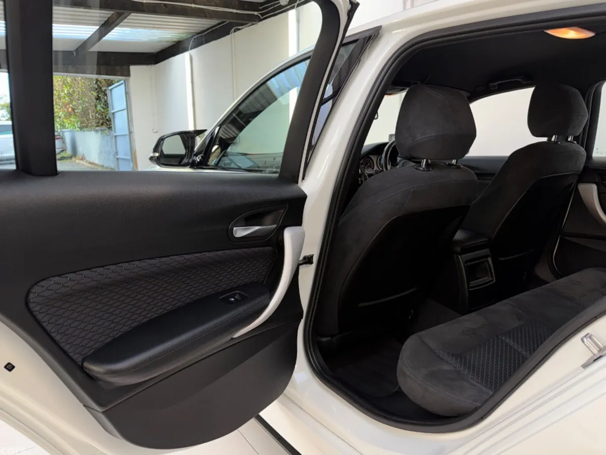 BMW 1-Series Hatchback, Diesel, 2017, White