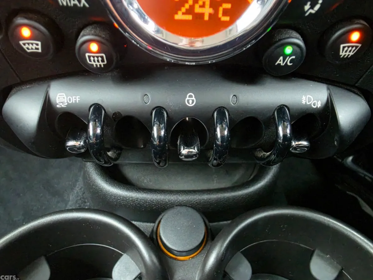 Mini Cooper Hatchback, Diesel, 2015, Grey