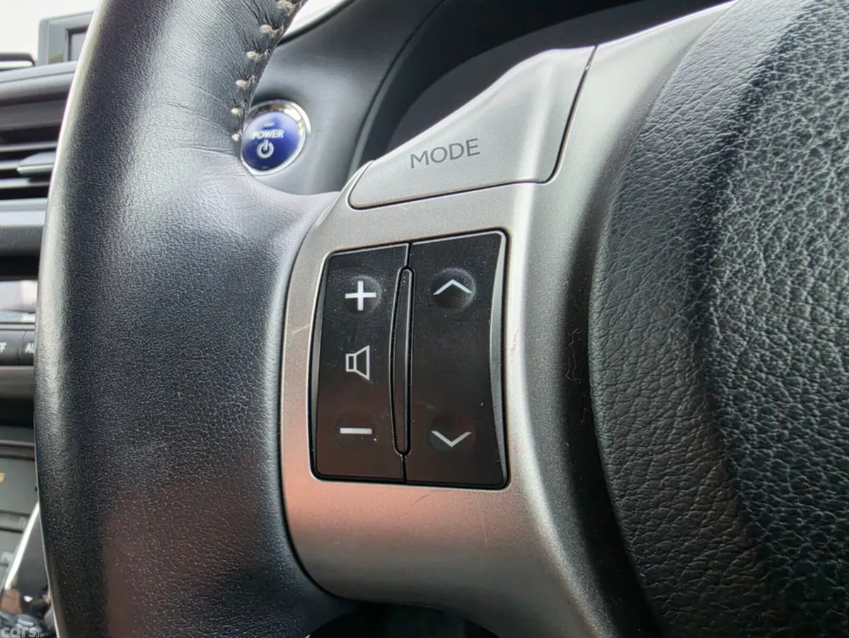 Lexus CT Hatchback, Petrol Hybrid, 2012, Blue