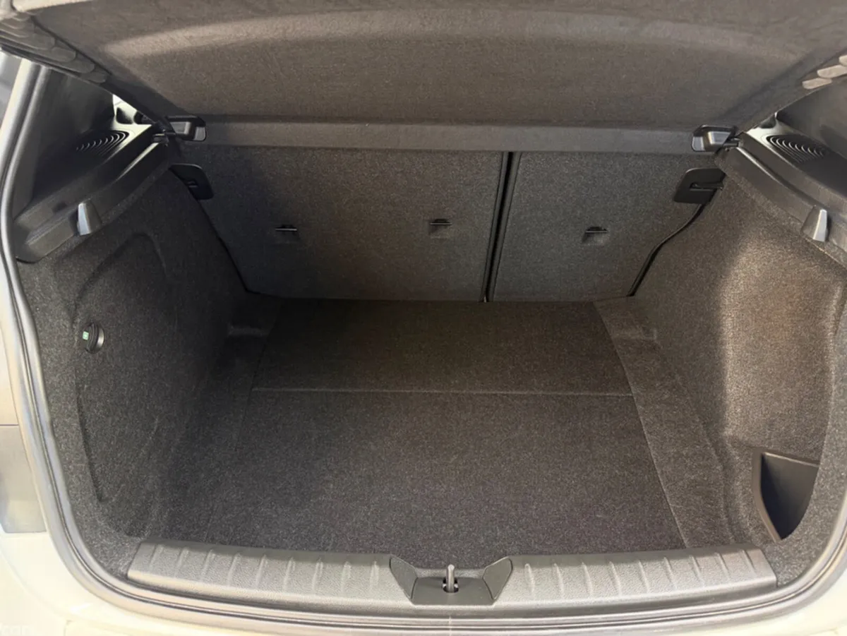 BMW 1-Series Hatchback, Diesel, 2018, White