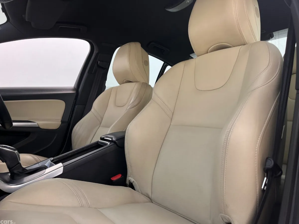 Volvo S60 Saloon, Diesel, 2016, White