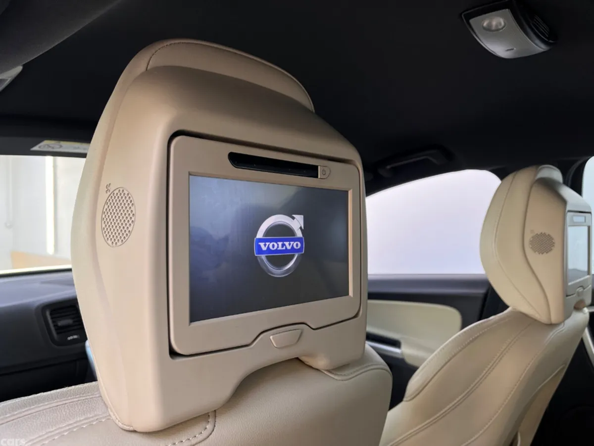 Volvo S60 Saloon, Diesel, 2016, White