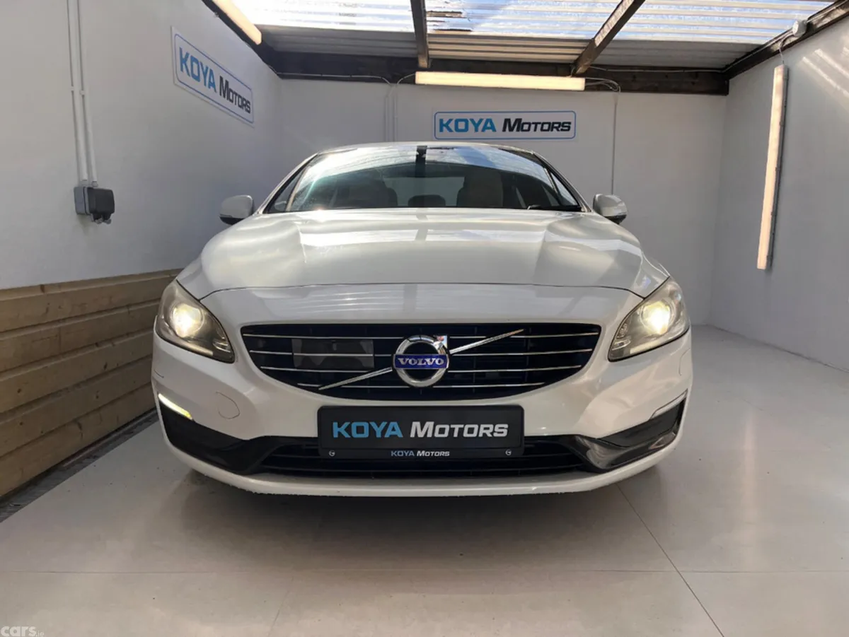 Volvo S60 Saloon, Diesel, 2016, White