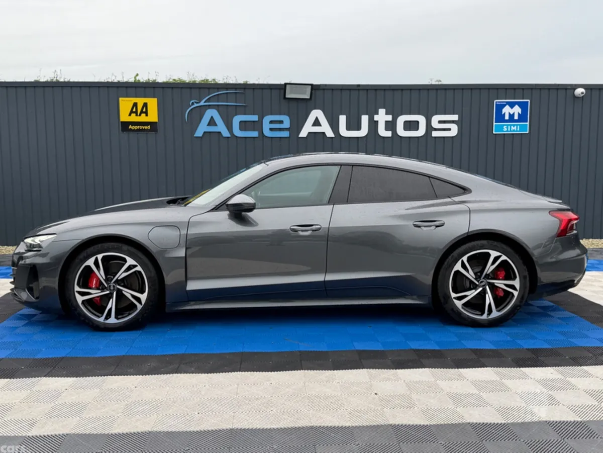 Audi e-tron GT quattro Saloon, Electric, 2022, Grey
