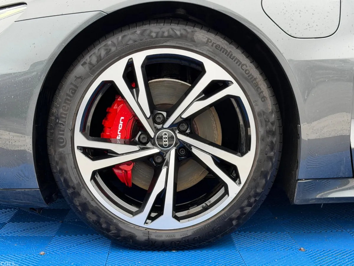 Audi e-tron GT quattro Saloon, Electric, 2022, Grey