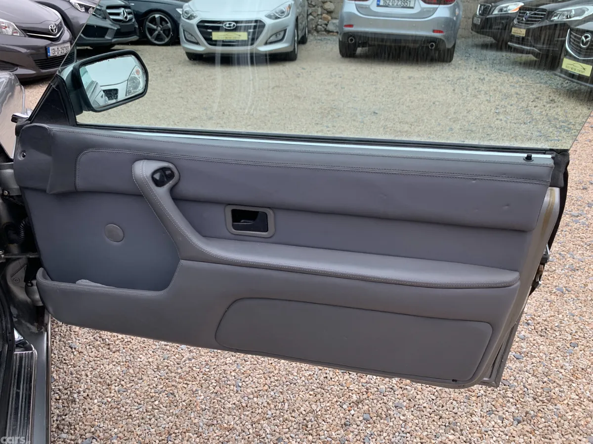 BMW 6-Series Coupe, Petrol, 1988, Grey
