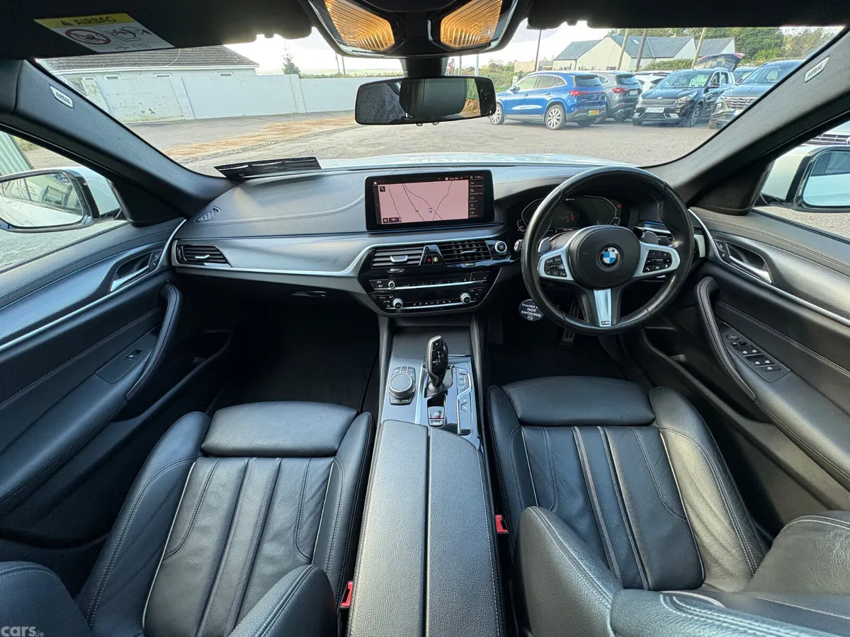 BMW 5-Series Saloon, Petrol Plug-in Hybrid, 2021, White