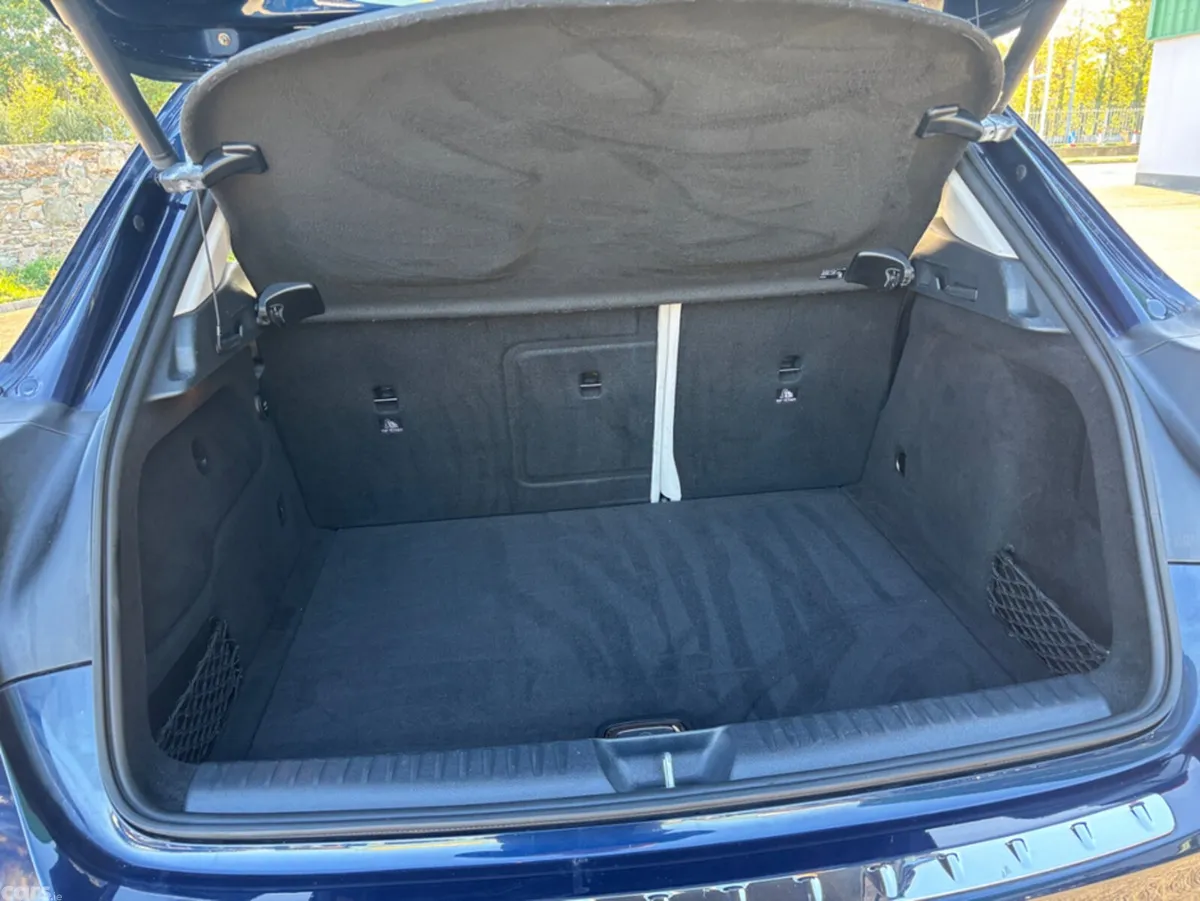 Mercedes-Benz GLA Estate, Diesel, 2018, Blue