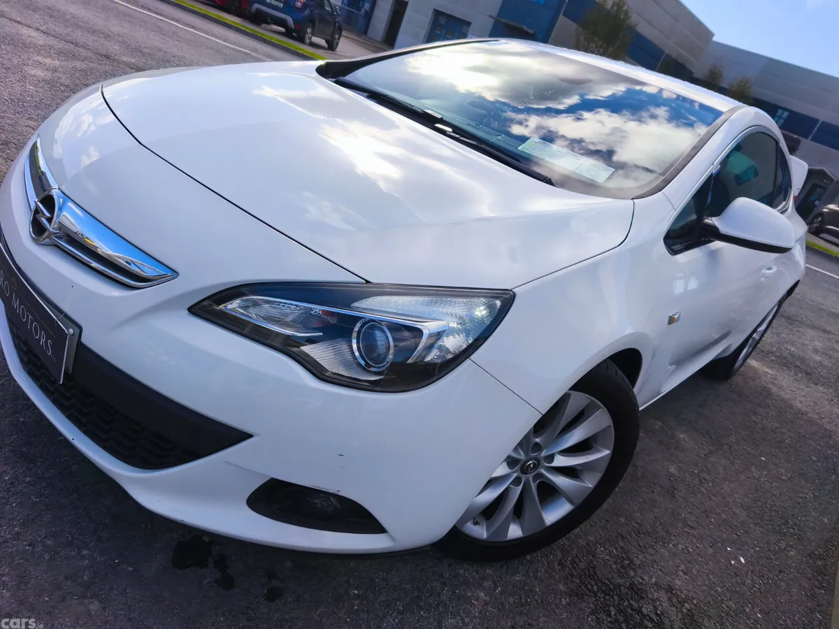 Opel Astra Hatchback, Diesel, 2018, White
