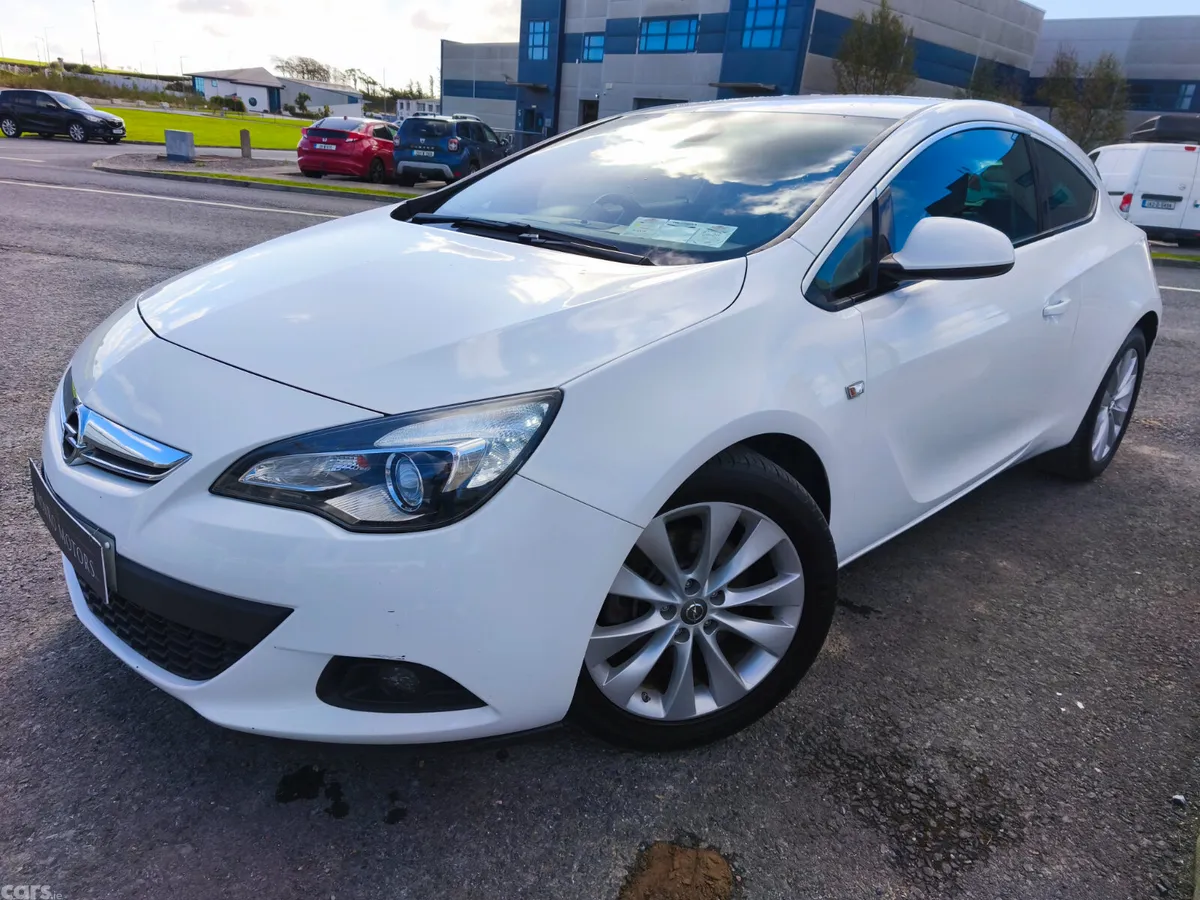 Opel Astra Hatchback, Diesel, 2018, White