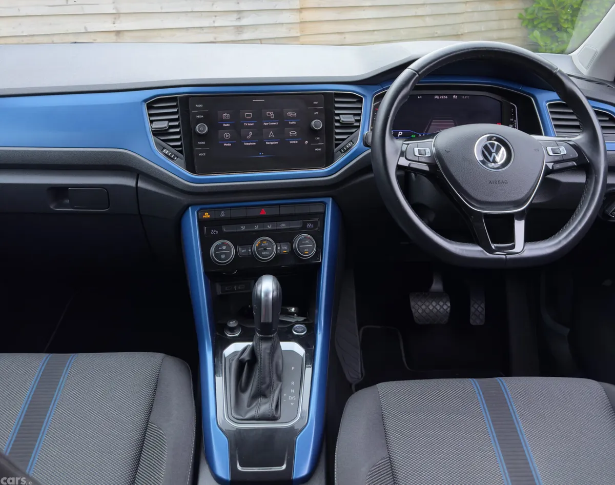 Volkswagen T-Roc SUV, Diesel, 2022, Blue