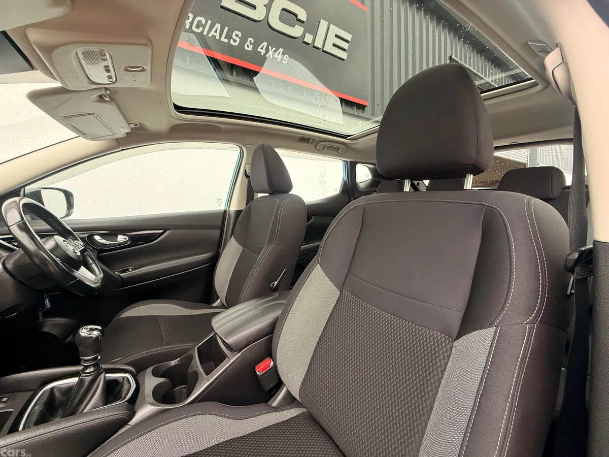 Nissan Qashqai MPV, Diesel, 2020, Blue
