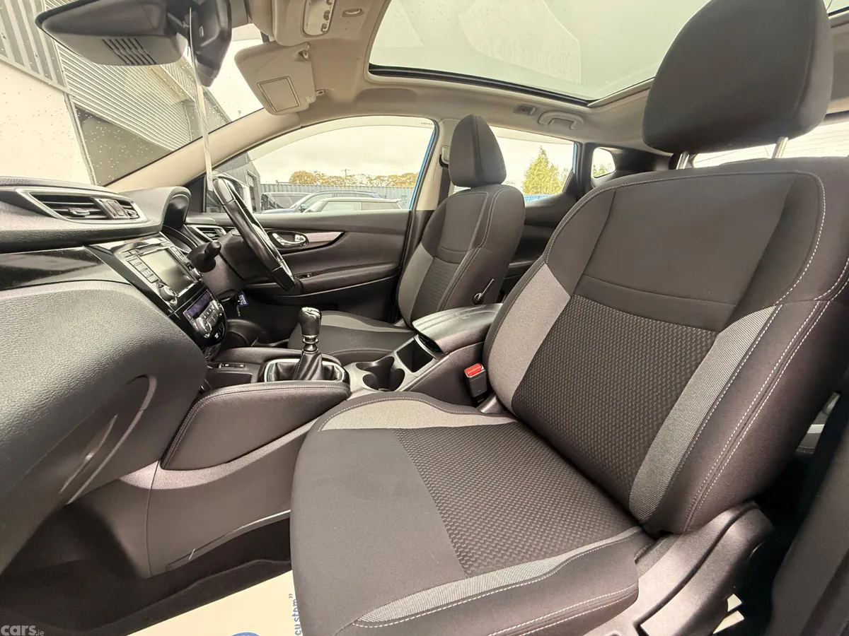 Nissan Qashqai MPV, Diesel, 2020, Blue
