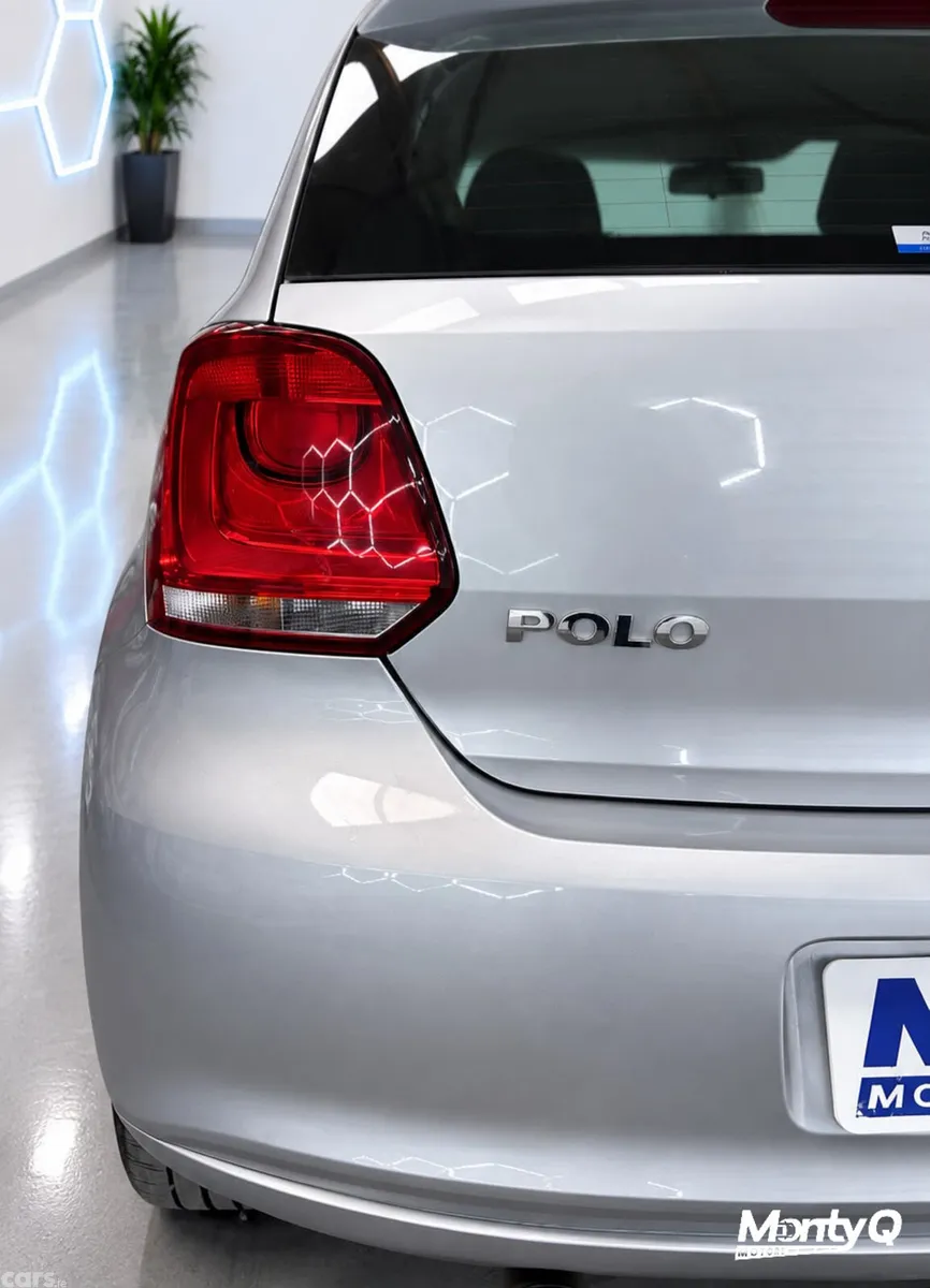Volkswagen Polo Hatchback, Petrol, 2011, Silver