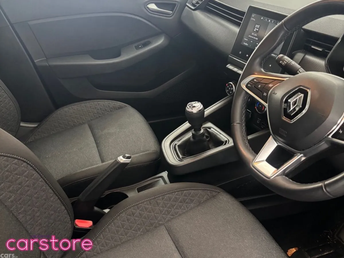 Renault Clio Hatchback, Petrol, 2023, Blue
