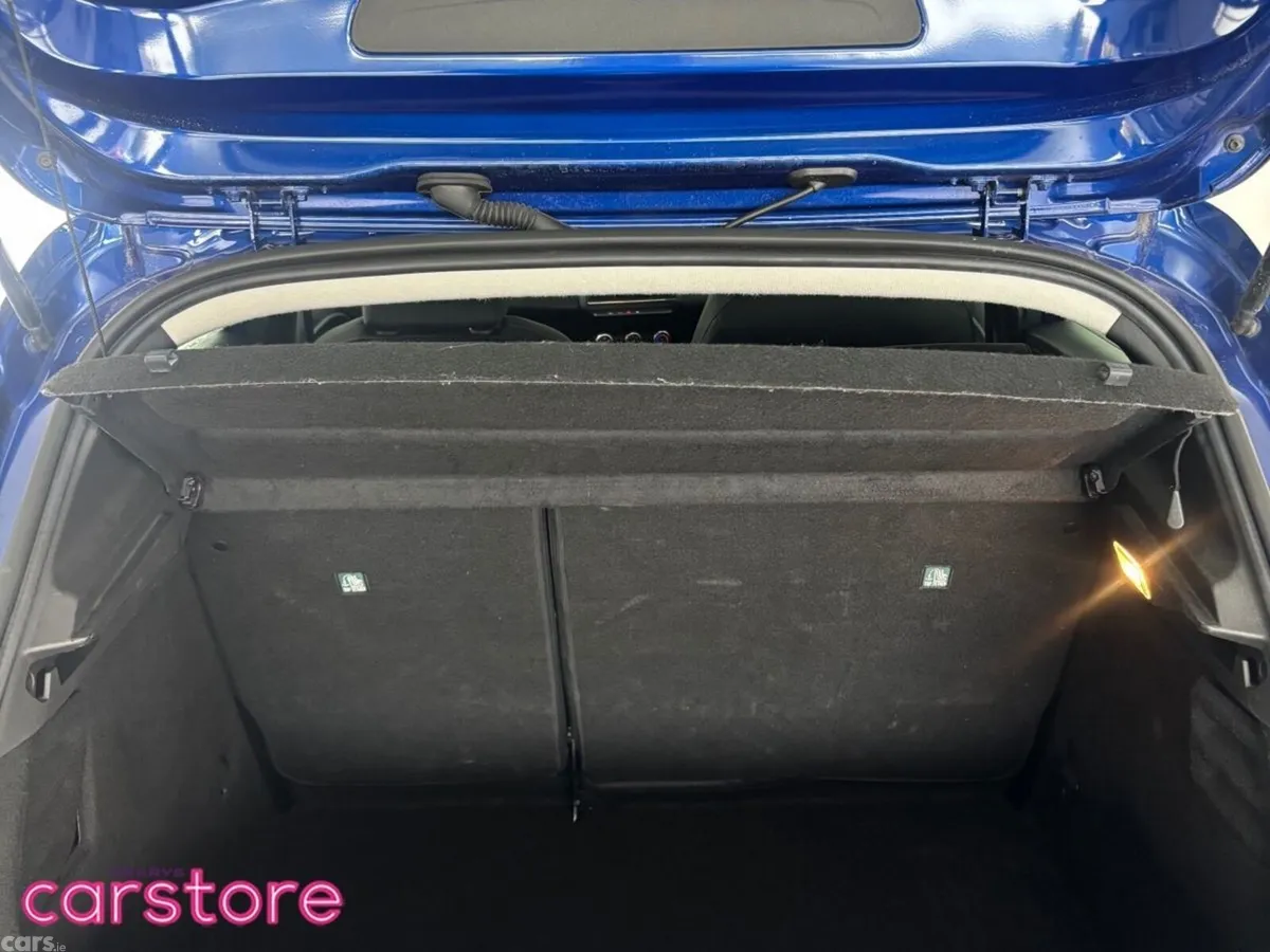 Renault Clio Hatchback, Petrol, 2023, Blue