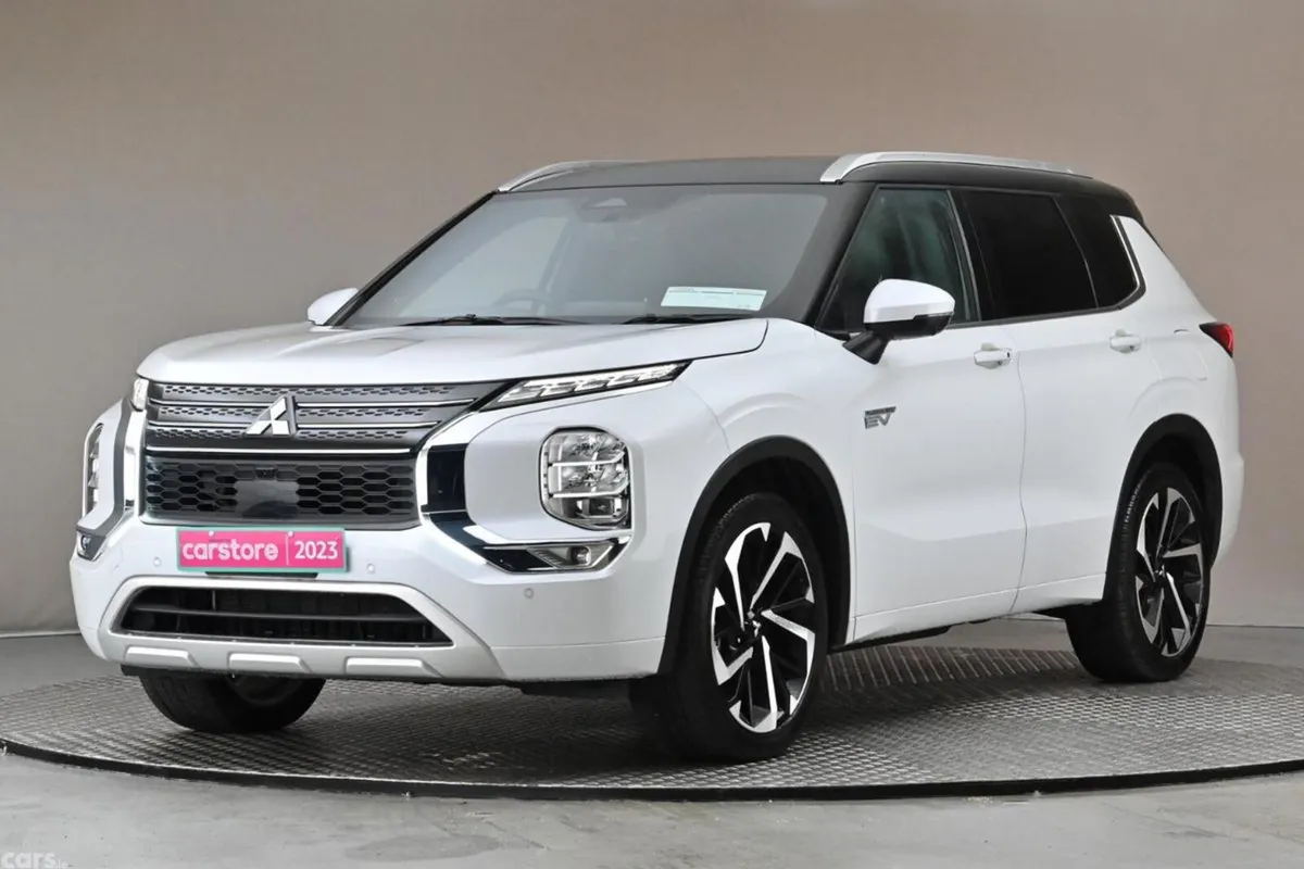 Mitsubishi Outlander SUV, Petrol Plug-in Hybrid, 2023, White