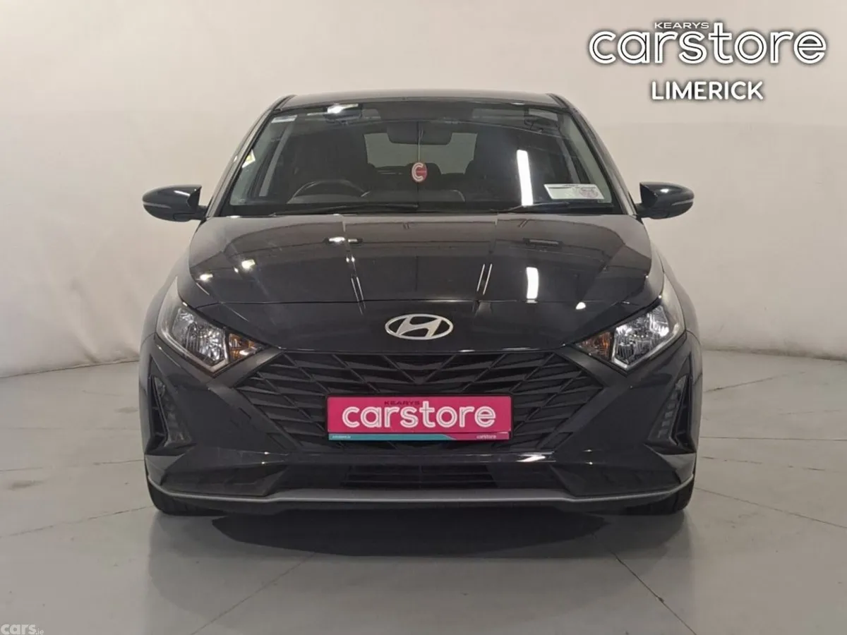 Hyundai i20 Hatchback, Petrol, 2024, Grey