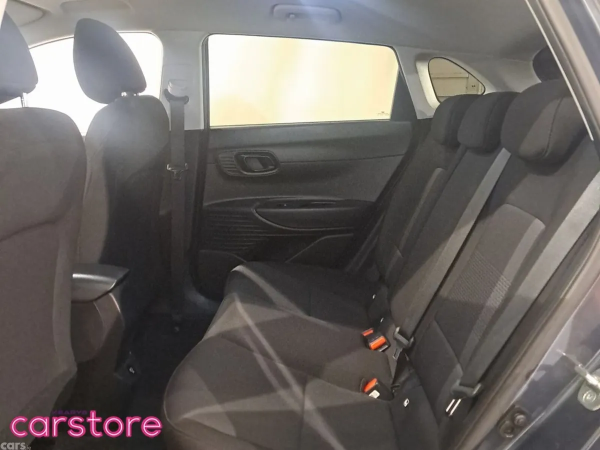 Hyundai i20 Hatchback, Petrol, 2024, Grey