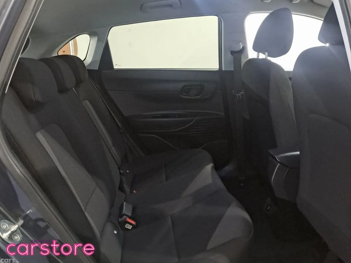 Hyundai i20 Hatchback, Petrol, 2024, Grey