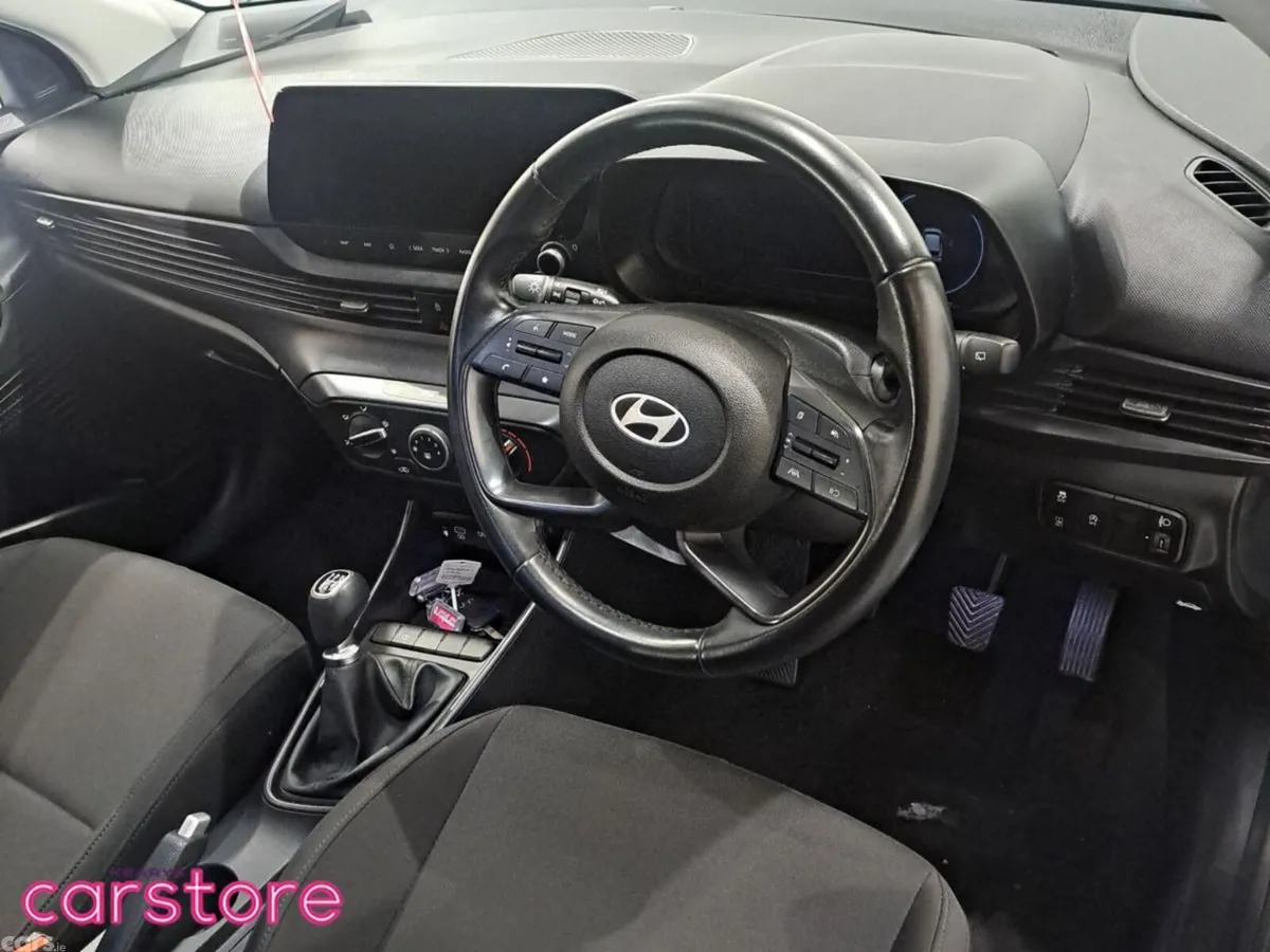 Hyundai i20 Hatchback, Petrol, 2024, Grey