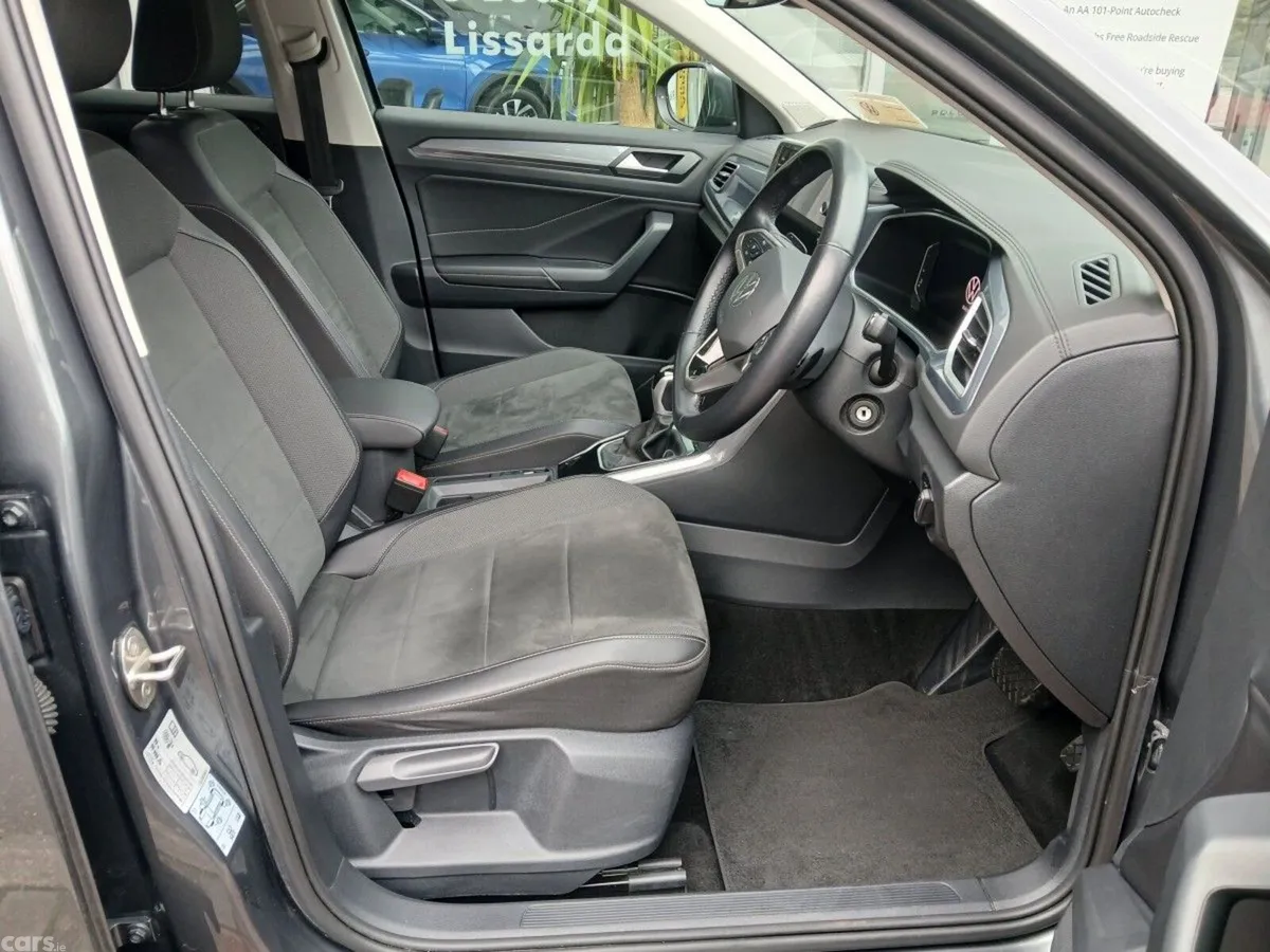 Volkswagen T-Roc SUV, Petrol, 2023, Grey