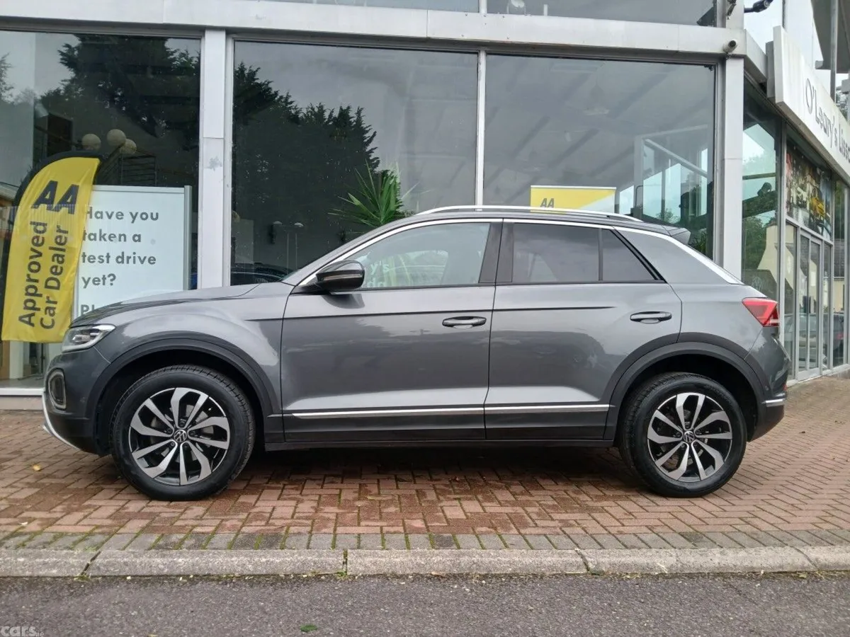 Volkswagen T-Roc SUV, Petrol, 2023, Grey