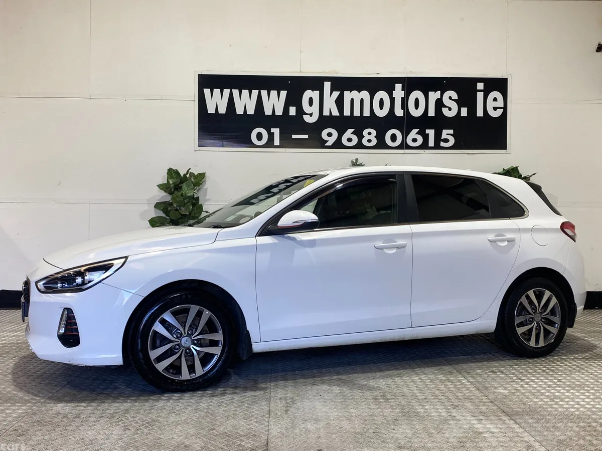 Hyundai i30 Hatchback, Diesel, 2019, White
