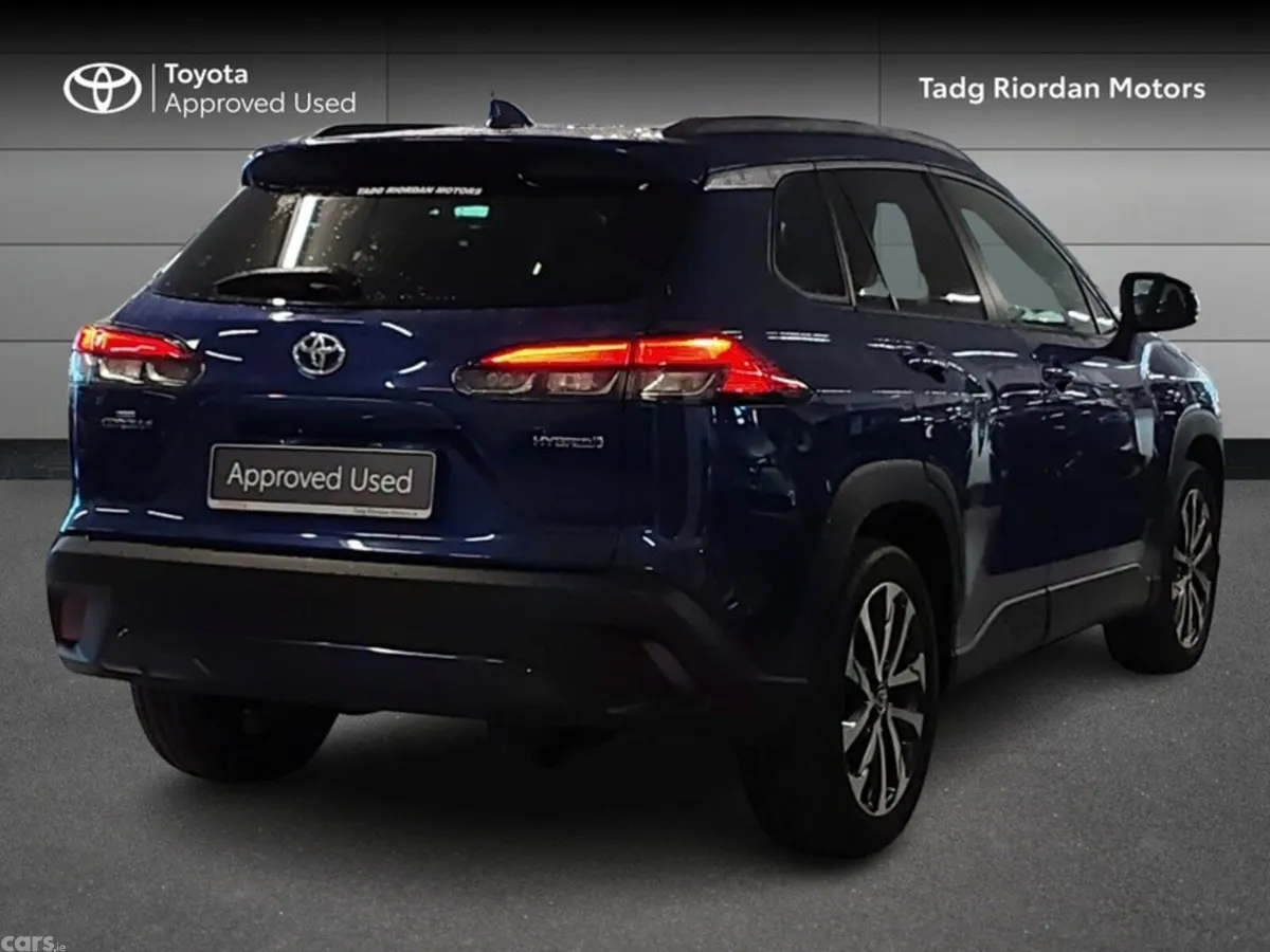 Toyota Corolla Cross SUV, Petrol Hybrid, 2023, Blue