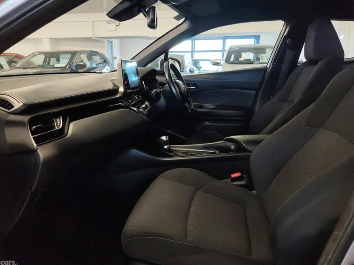 Toyota C-HR SUV, Petrol Hybrid, 2018, Grey