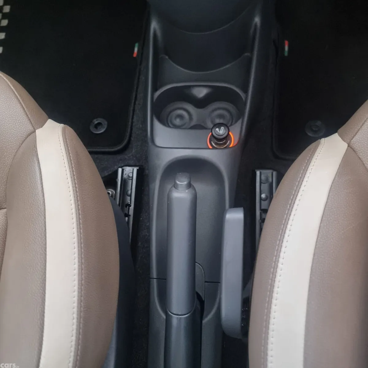 Fiat 500 Hatchback, Petrol, 2015, White