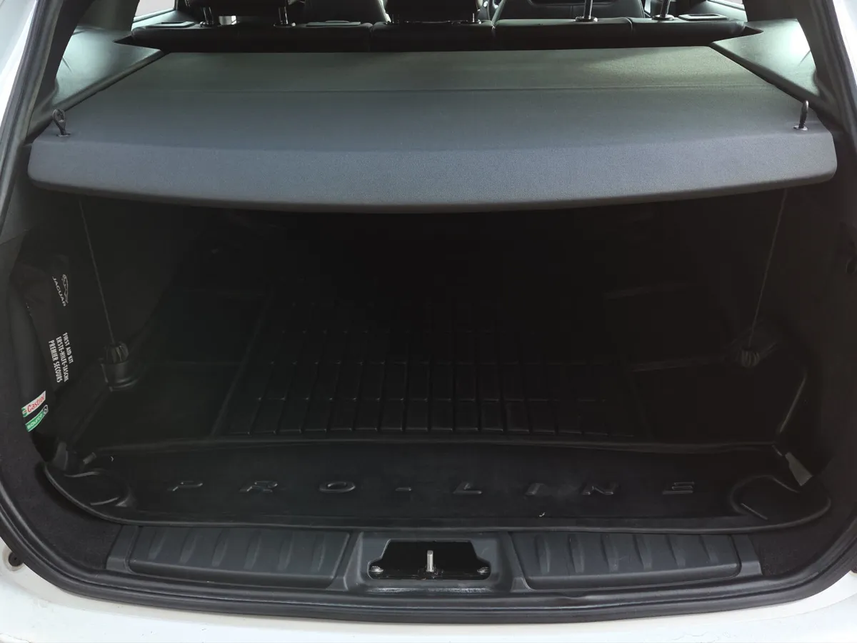 Jaguar F-Pace SUV, Diesel, 2018, White