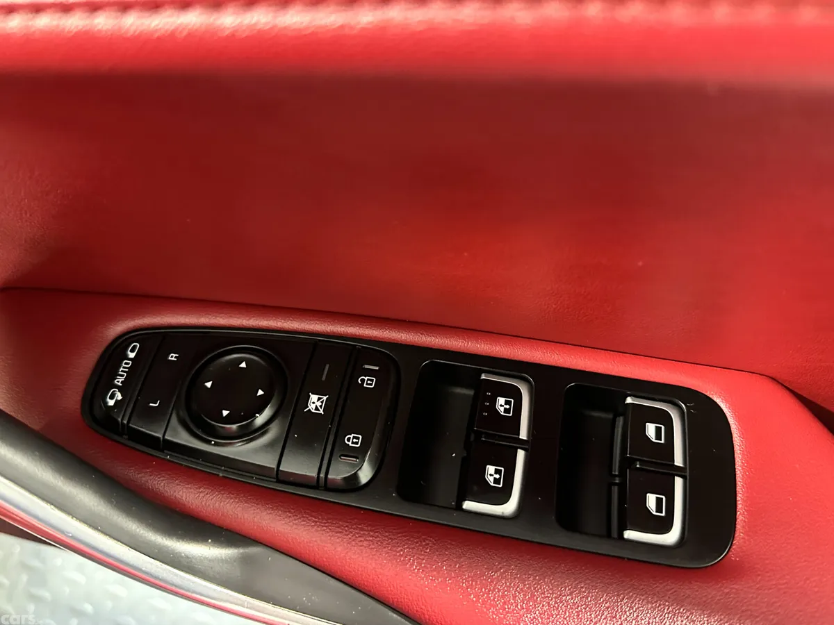 Kia Stinger Hatchback, Diesel, 2019, Red