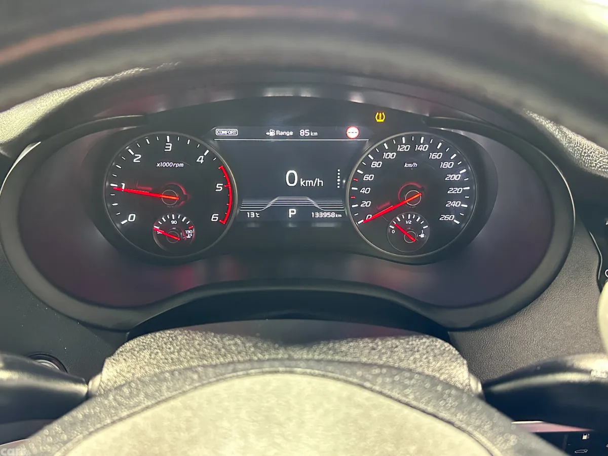 Kia Stinger Hatchback, Diesel, 2019, Red