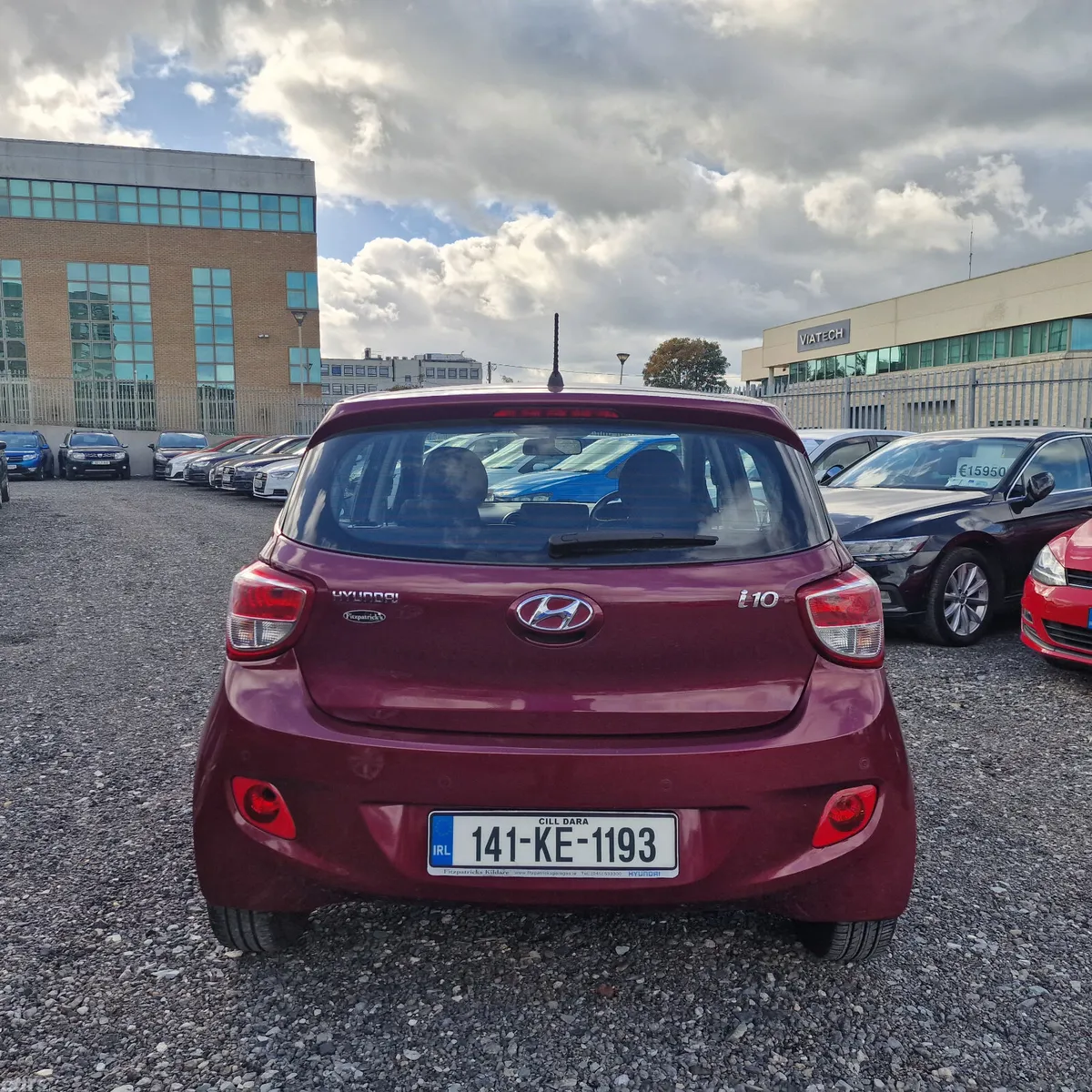 Hyundai i10 Hatchback, Petrol, 2014, Red