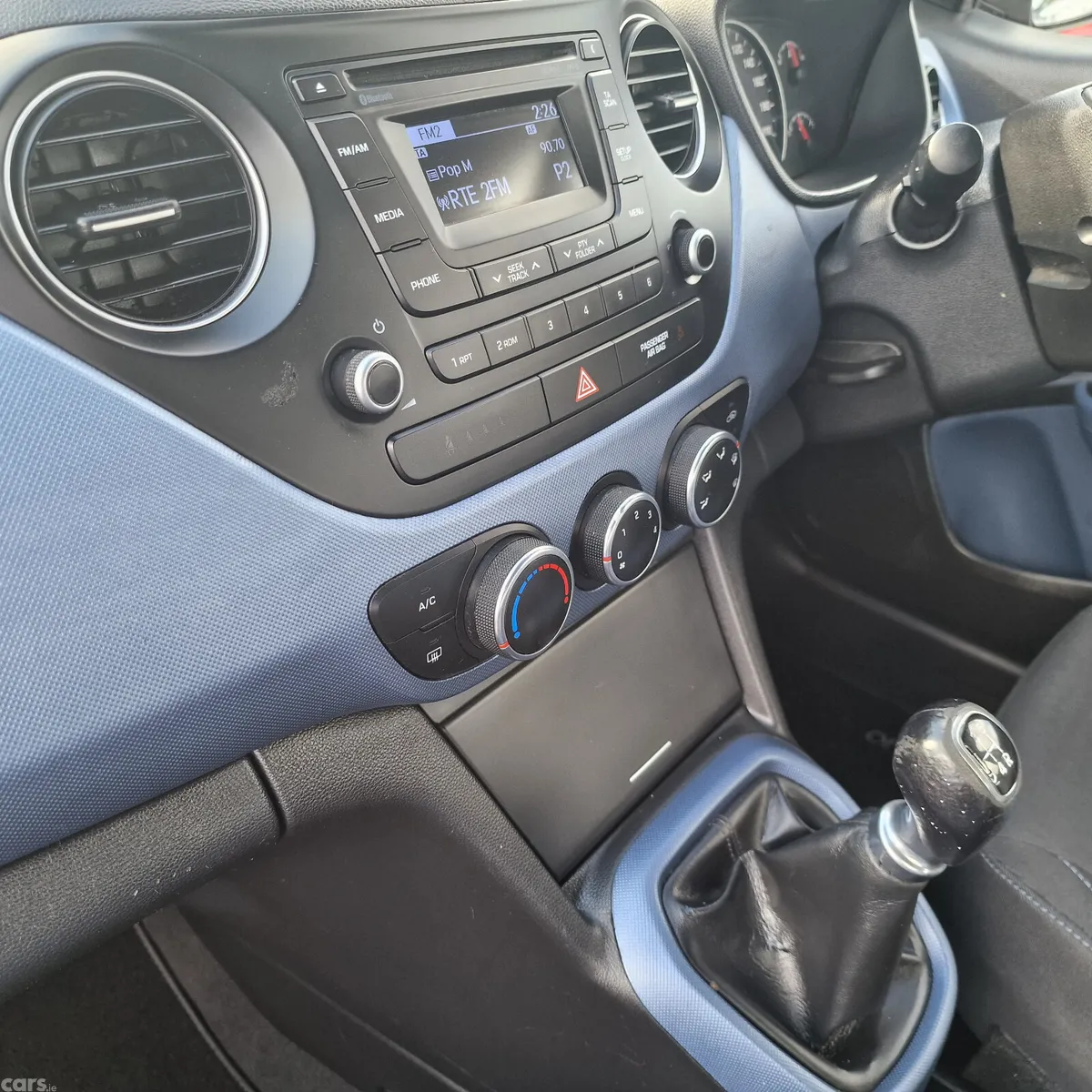 Hyundai i10 Hatchback, Petrol, 2014, Red