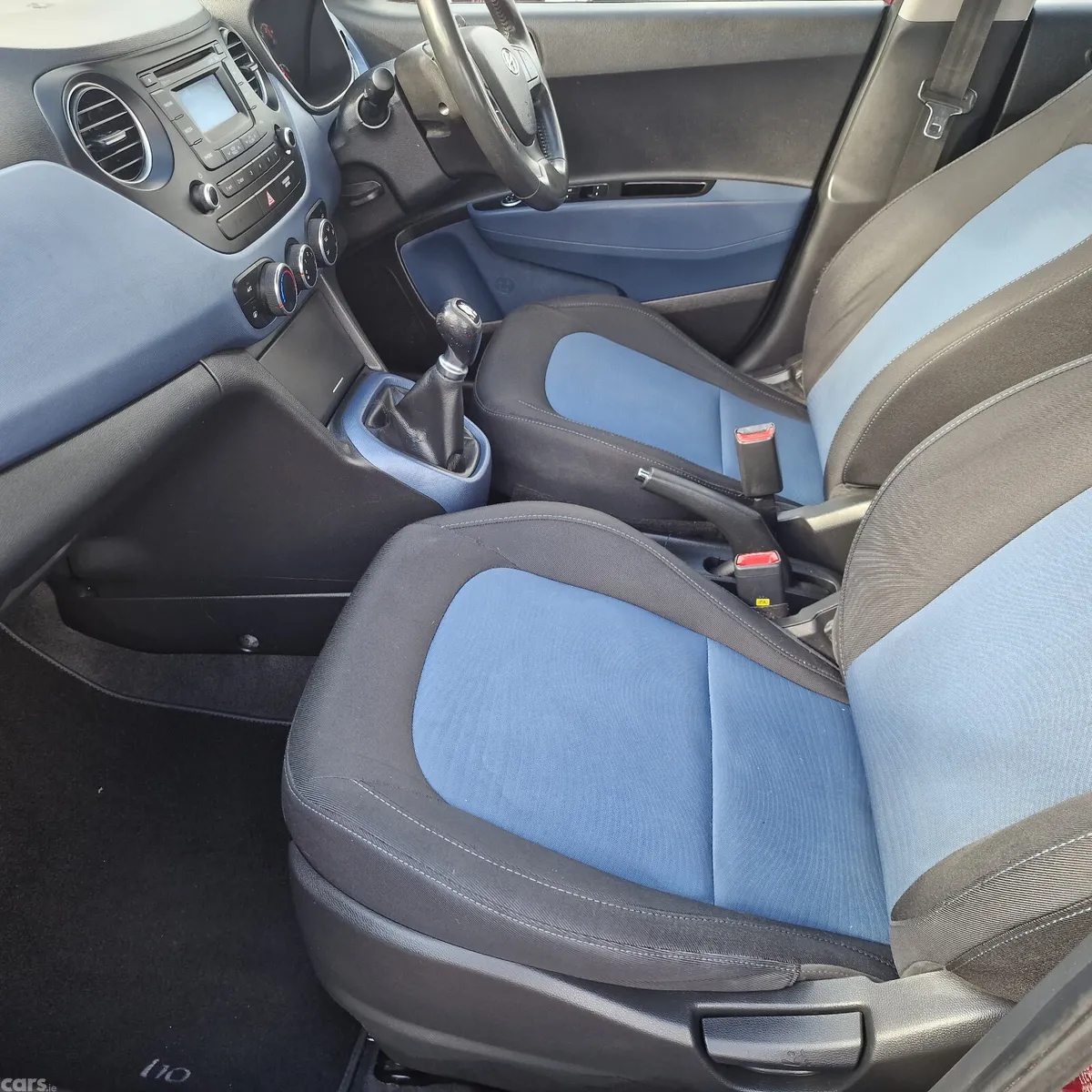 Hyundai i10 Hatchback, Petrol, 2014, Red