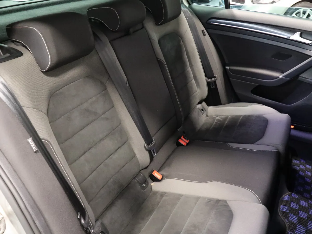 Volkswagen Golf Hatchback, Petrol, 2017, Gold