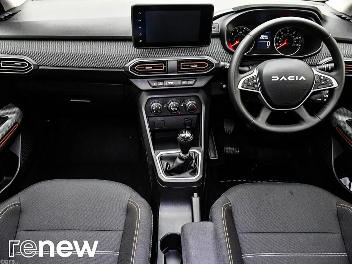 Dacia Sandero Stepway SUV, Petrol, 2024, Green
