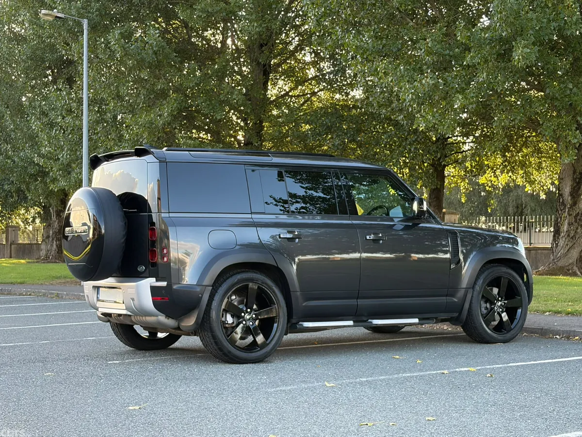 Land Rover Defender SUV, Diesel, 2022, Grey