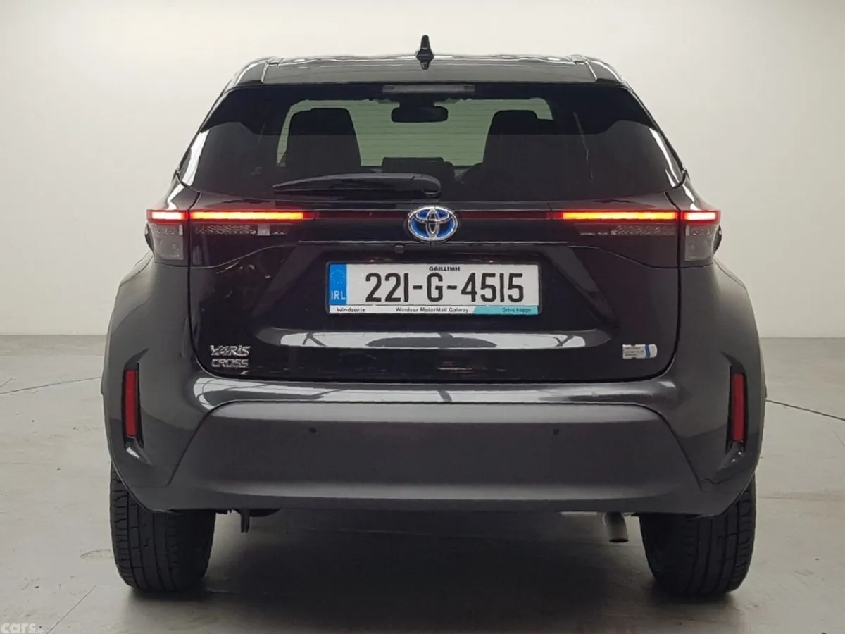 Toyota Yaris Cross Estate, Petrol Hybrid, 2022, Black