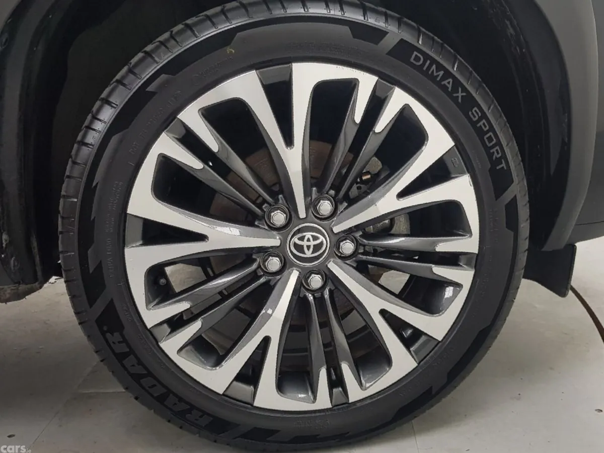Toyota Yaris Cross Estate, Petrol Hybrid, 2022, Black