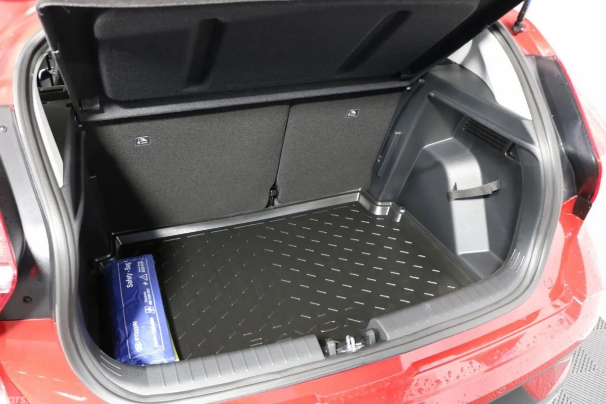 Hyundai Bayon Estate, Petrol, 2026, Red