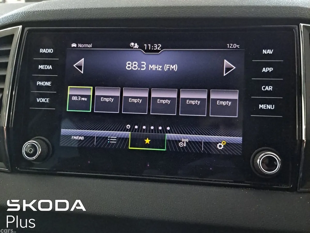 Skoda Karoq SUV, Petrol, 2024, Silver
