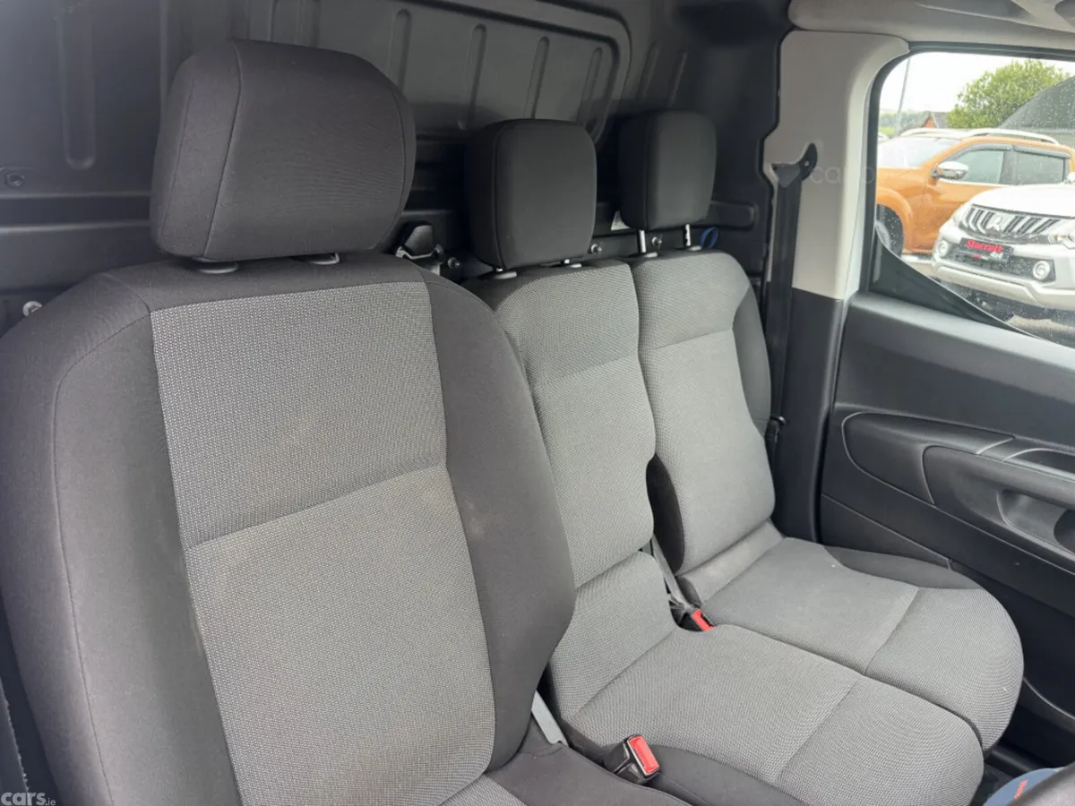 Peugeot Partner MPV, Diesel, 2019, White