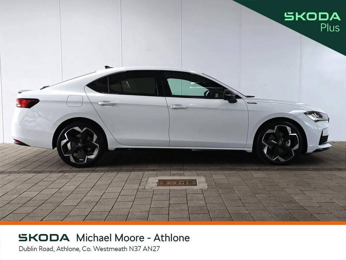 Skoda Superb Saloon, Diesel, 2027, White