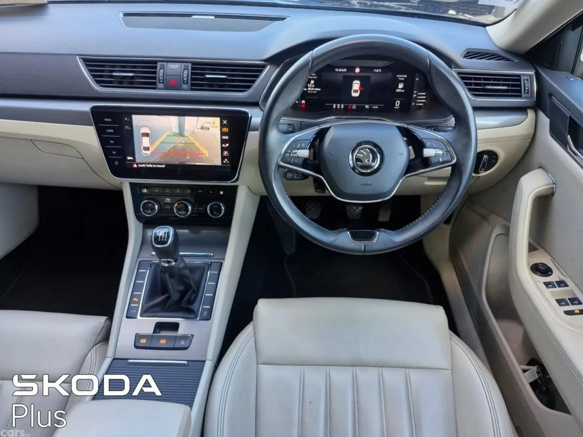 Skoda Superb Saloon, Petrol, 2023, Black