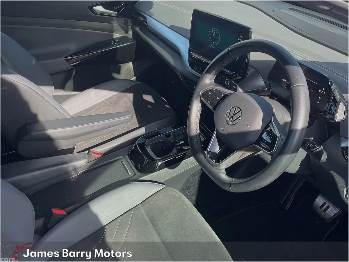 Volkswagen ID.4 SUV, Electric, 2023, Black