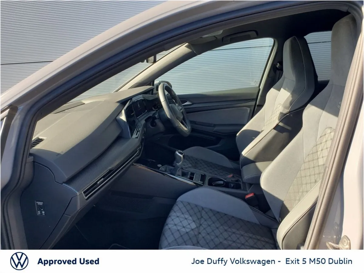 Volkswagen Golf Estate, Petrol, 2024, Grey